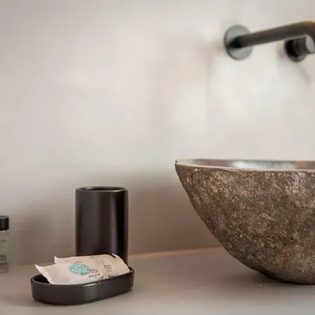 Anthea Εγκαρές